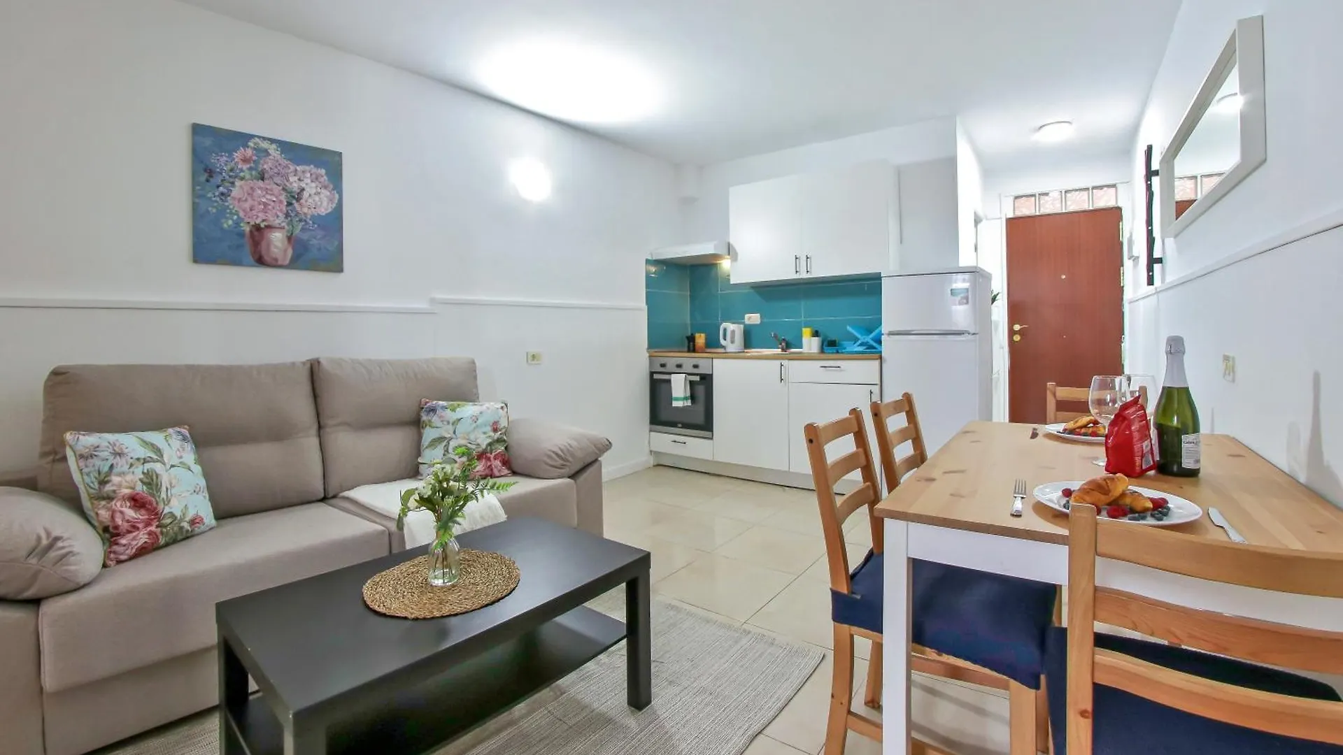 Elegant And Cozy Studio With Pool Chaparral 341 طوستا ديل سيلونثيو 0*,  إسبانيا